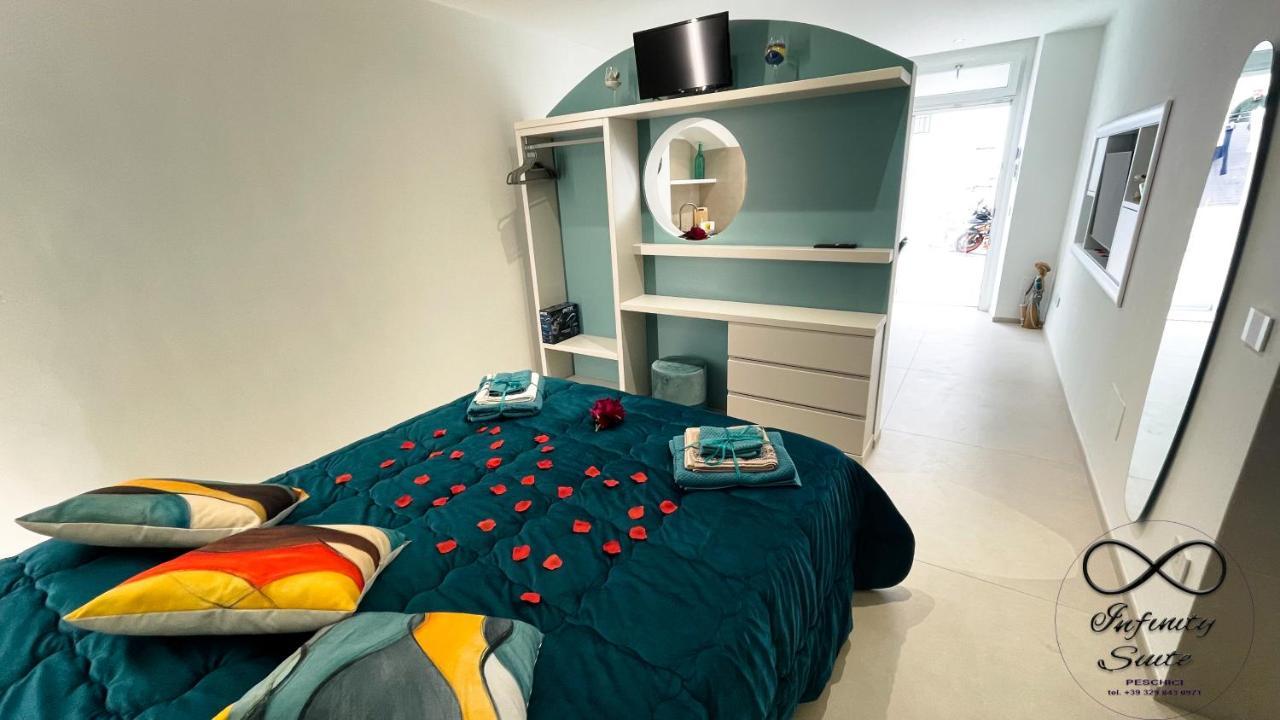 Infinity Suite Peschici Eksteriør billede
