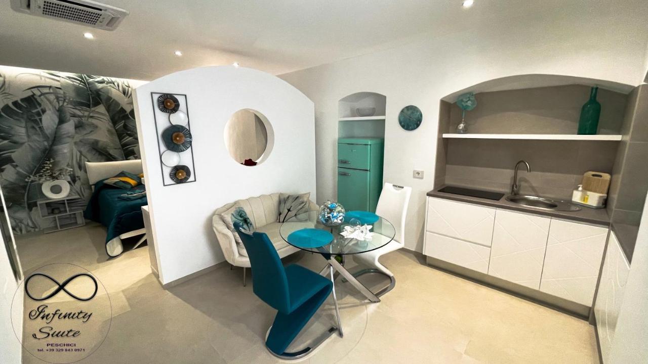 Infinity Suite Peschici Eksteriør billede